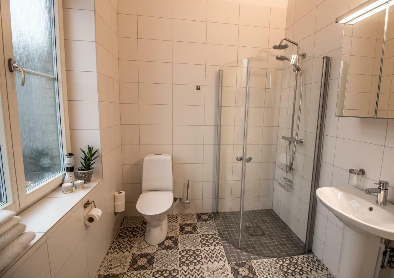 Lysekil City Rooms & Suites Extérieur photo