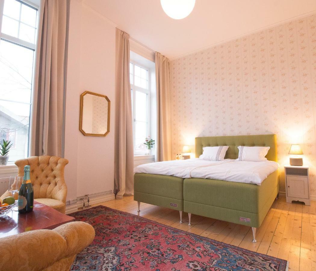 Lysekil City Rooms & Suites Extérieur photo